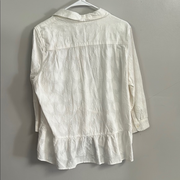 Cream Peplum Blouse with Notched Collar and 3/4 Sleeves - Picture 4 of 4